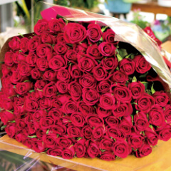 赤いバラ(薔薇・ばら)108本の花束/プロポーズの花束/誕生日プレゼント/フラワーギフト